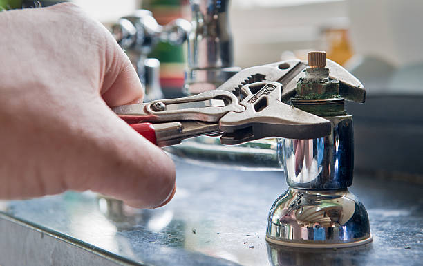 Best Carpet water damage restoration  in Burlingame, CA